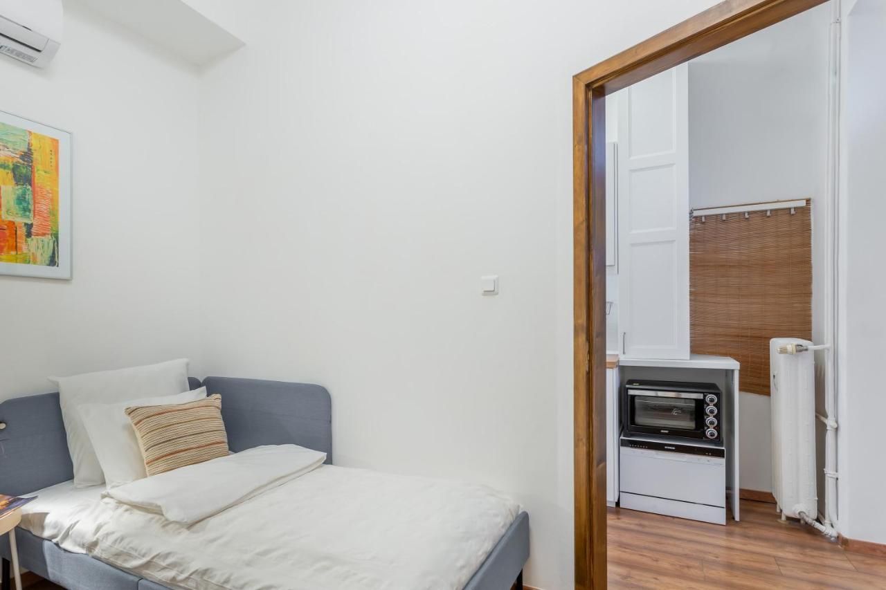 Central Avenue Apartment Будапеща Екстериор снимка